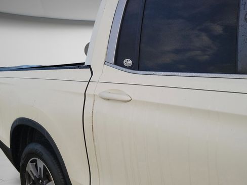 Used 2018 Honda Ridgeline RTL-T image 23