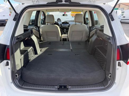 Used 2017 Ford C-MAX SE w/ Interior Protection Package image 43