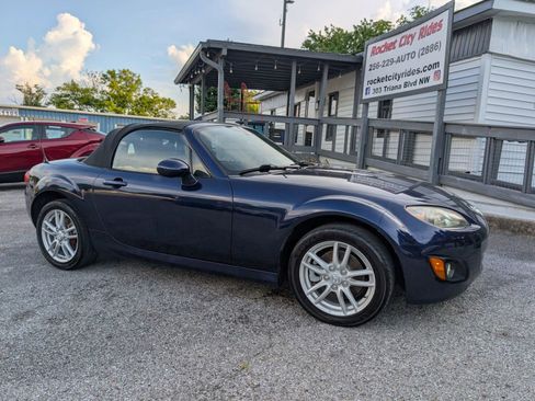 Used 2012 MAZDA MX-5 Miata Sport w/ Convenience Pkg image 13
