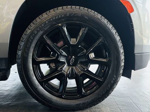 Used 2023 Chevrolet Suburban RST w/ Luxury Package AWD/4WD image 26