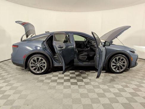 Used 2025 Toyota Crown w/ Advanced Technology Package AWD/4WD image 9