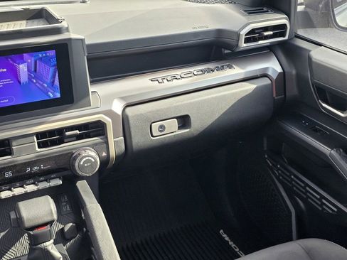 Used 2024 Toyota Tacoma TRD Off-Road image 19
