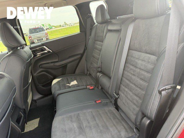 Used 2023 Mitsubishi Outlander SE Black Edition AWD/4WD image 26