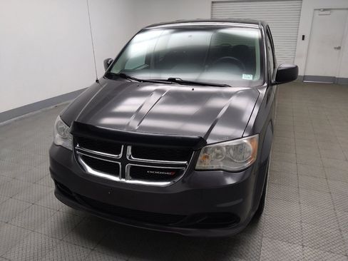 Used 2016 Dodge Grand Caravan SE w/ Quick Order Package 29E SE FWD image 15