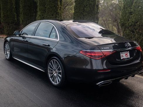 Used 2022 Mercedes-Benz S 500 S 500 w/ AMG Line Package image 5