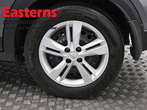 Used 2023 Nissan Kicks S image 34