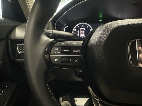 Used 2023 Honda Civic EX-L image 11