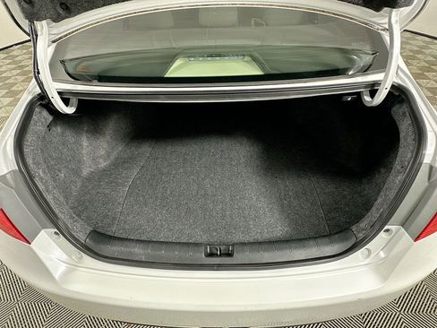 Used 2015 Honda Accord EX-L image 32