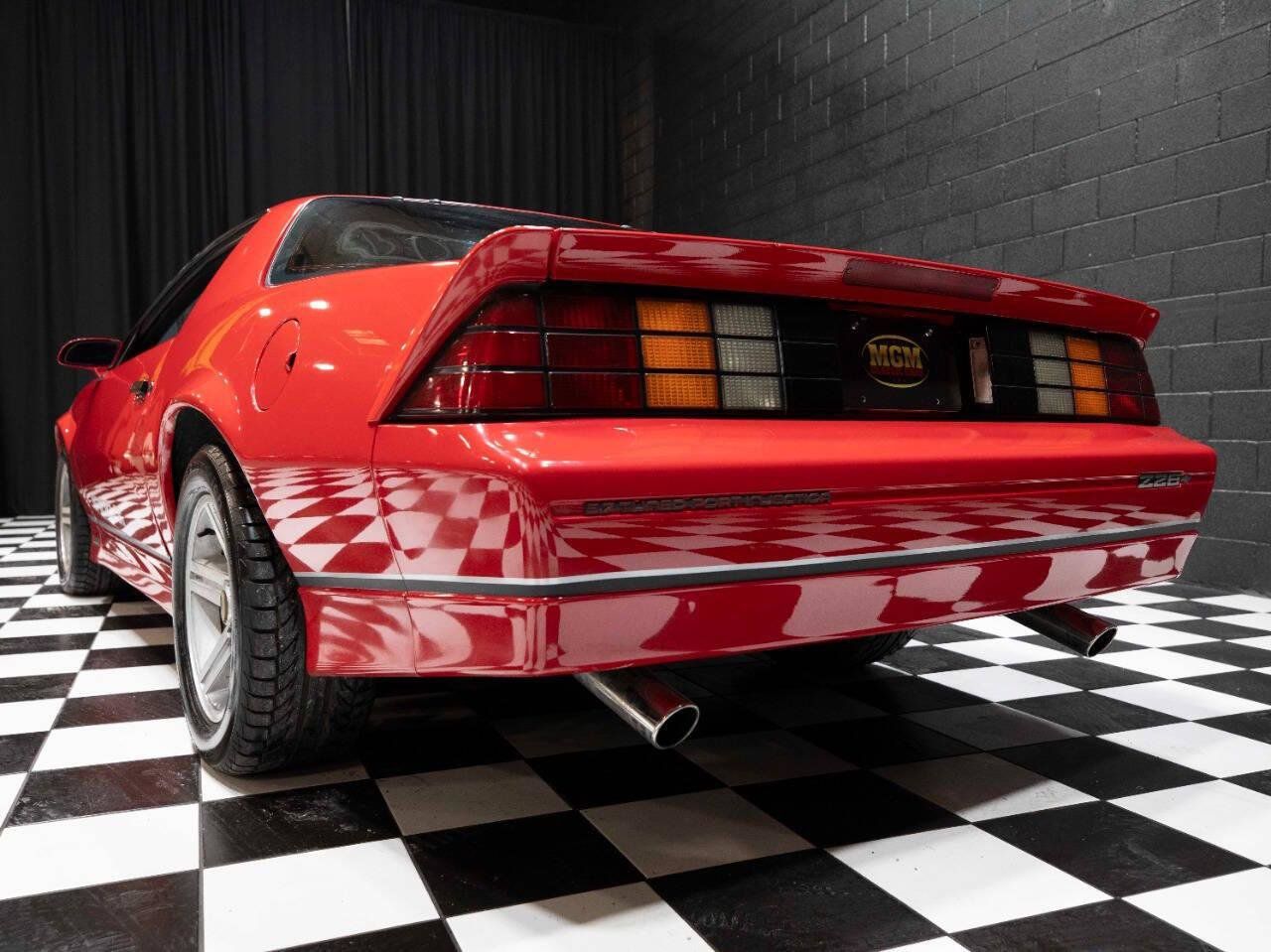 Used 1987 Chevrolet Camaro Z28 RWD image 18