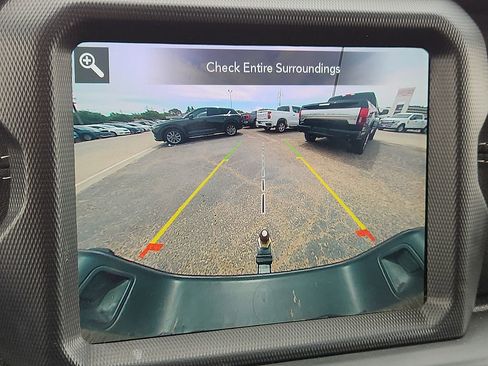 Used 2020 Jeep Gladiator Overland AWD/4WD image 8