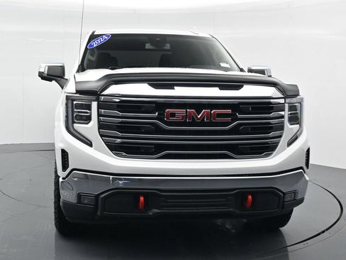 Used 2024 GMC Sierra 1500 SLT RWD image 2