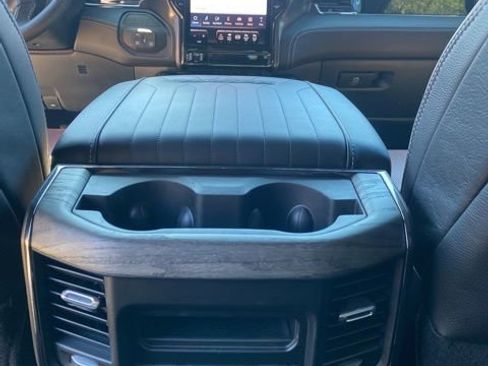 Used 2025 RAM 2500 Limited image 30