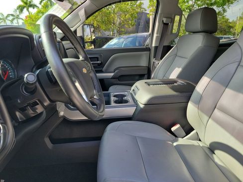 Used 2017 Chevrolet Silverado 1500 LTZ Z71 image 25