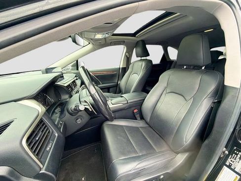 Certified 2022 Lexus RX 350L Premium w/ Premium Package AWD/4WD image 11