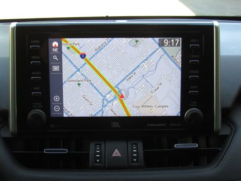 Certified 2021 Toyota RAV4 Limited AWD/4WD image 31