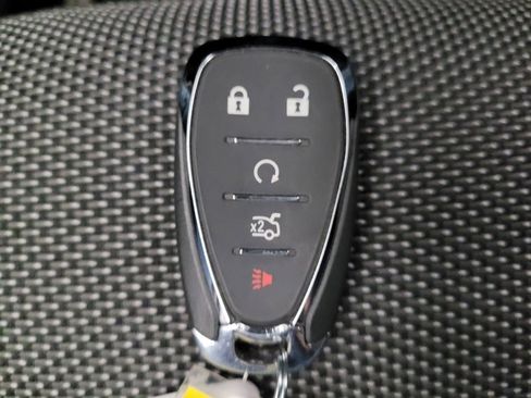 Used 2019 Chevrolet Traverse LT FWD image 32