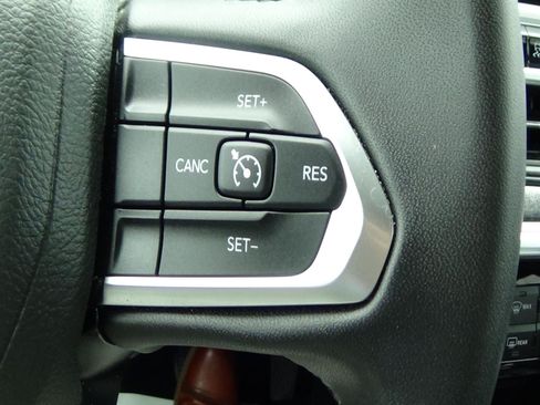 Certified 2025 Jeep Compass Latitude AWD/4WD image 22