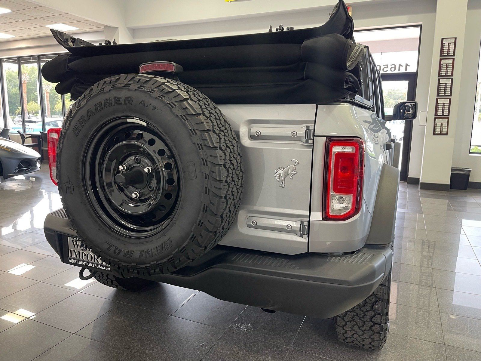 Used 2023 Ford Bronco Black Diamond AWD/4WD image 18