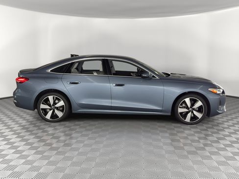 Certified 2025 Audi A5 2.0T Premium w/ 19" Wheel Package AWD/4WD image 8