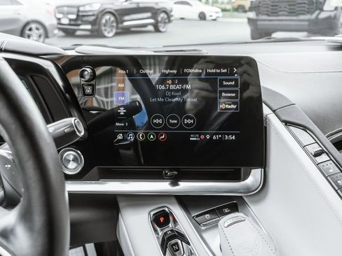 Used 2023 Chevrolet Corvette Stingray Preferred Cpe w/ Z51 Performance Package image 20