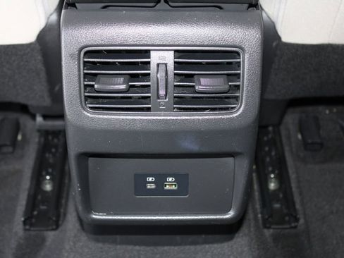 Used 2023 Nissan Rogue SV AWD/4WD image 48