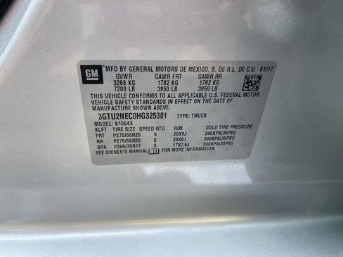 Used 2017 GMC Sierra 1500 SLT w/ SLT Premium Package AWD/4WD image 32