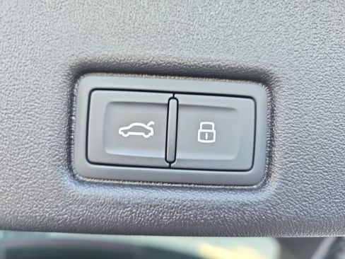 New 2025 Audi Q5 Premium Plus image 13