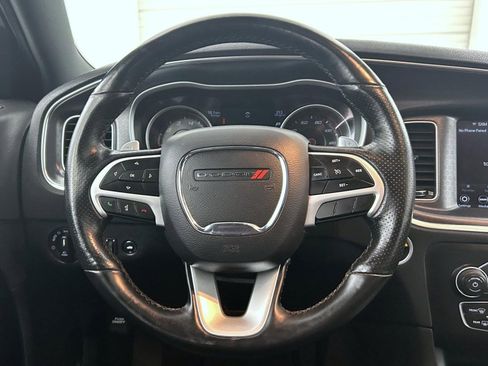 Used 2018 Dodge Charger GT image 11