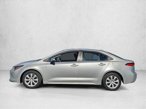 Used 2024 Toyota Corolla LE FWD image 9