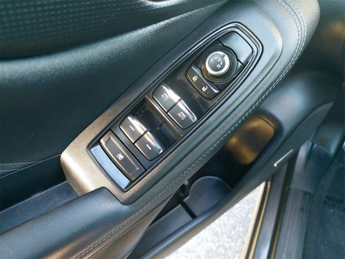 Used 2023 Subaru Forester Touring image 28