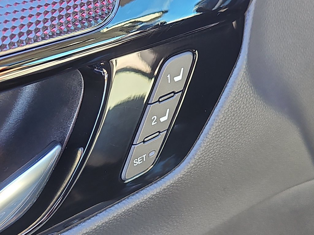 Used 2025 Honda CR-V EX-L image 18
