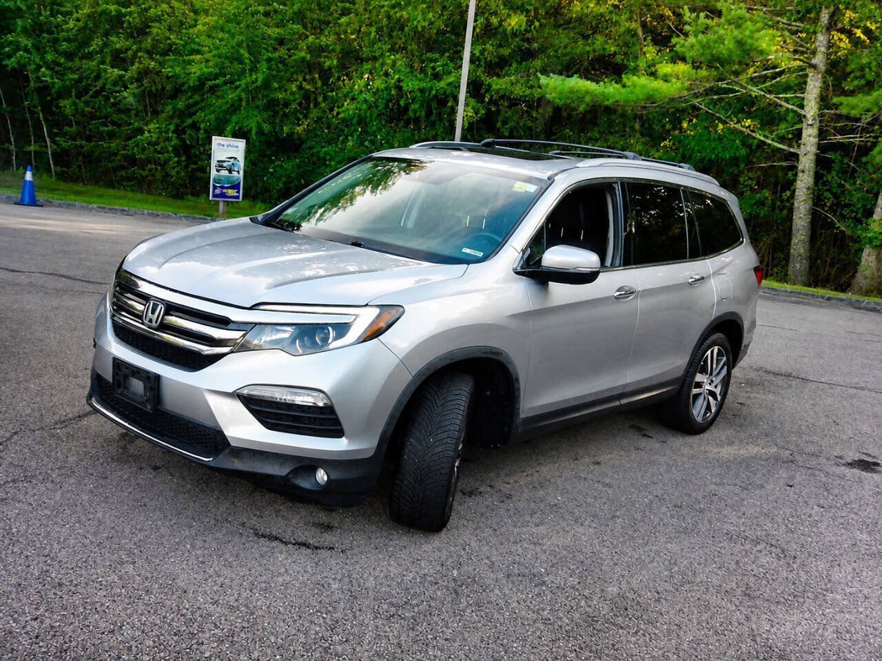 Used 2018 Honda Pilot Elite image 1