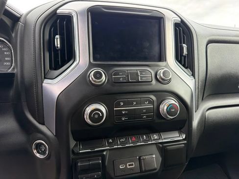 Used 2019 GMC Sierra 1500 Elevation w/ X31 Off-Road Package AWD/4WD image 6