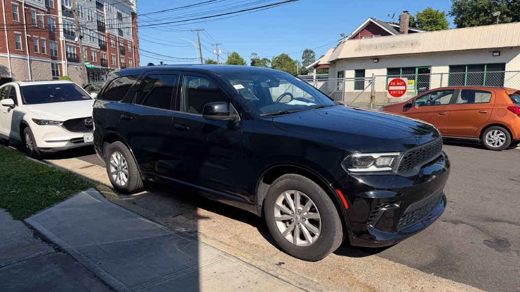 Used 2025 Dodge Durango GT RWD image 4