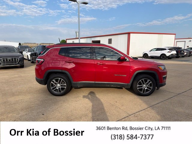 Used 2018 Jeep Compass Latitude FWD image 10