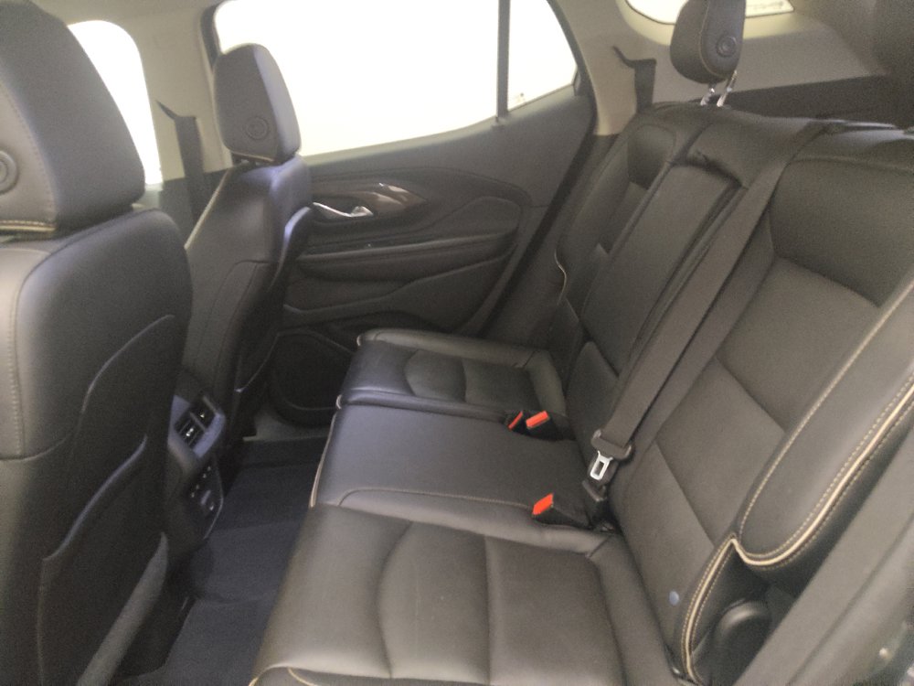 Used 2020 GMC Terrain Denali w/ Denali Premium Package AWD/4WD image 18
