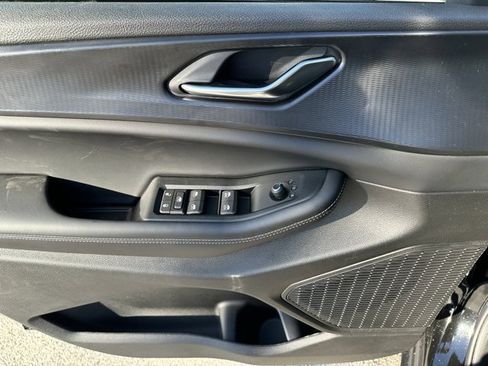 New 2025 Jeep Grand Cherokee L Altitude image 22