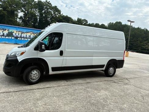 Used 2023 RAM ProMaster 2500 FWD image 9