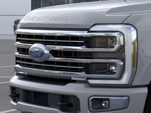 New 2025 Ford F250 Platinum w/ Platinum Plus Package image 17