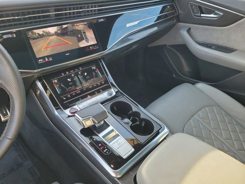 Used 2022 Audi SQ8 Prestige w/ Prestige Package image 18