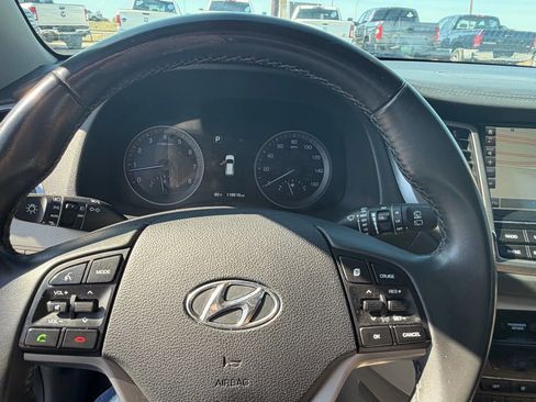 Used 2016 Hyundai Tucson Limited w/ Option Group 03 image 10