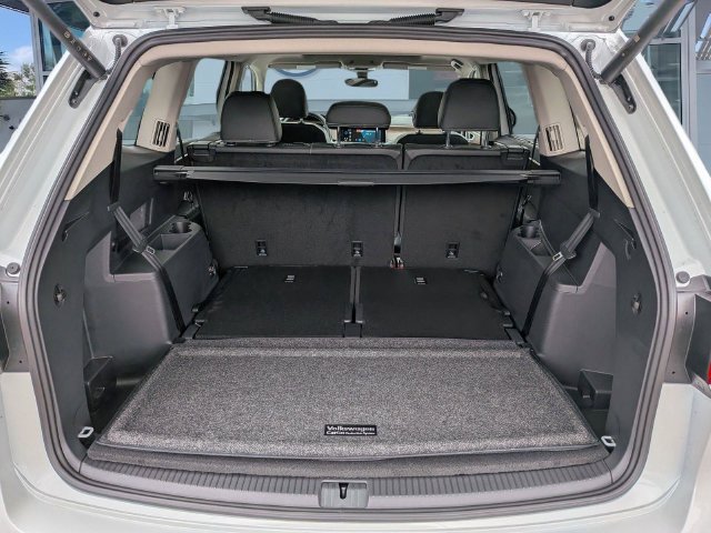 New 2026 Volkswagen Atlas SE FWD image 13