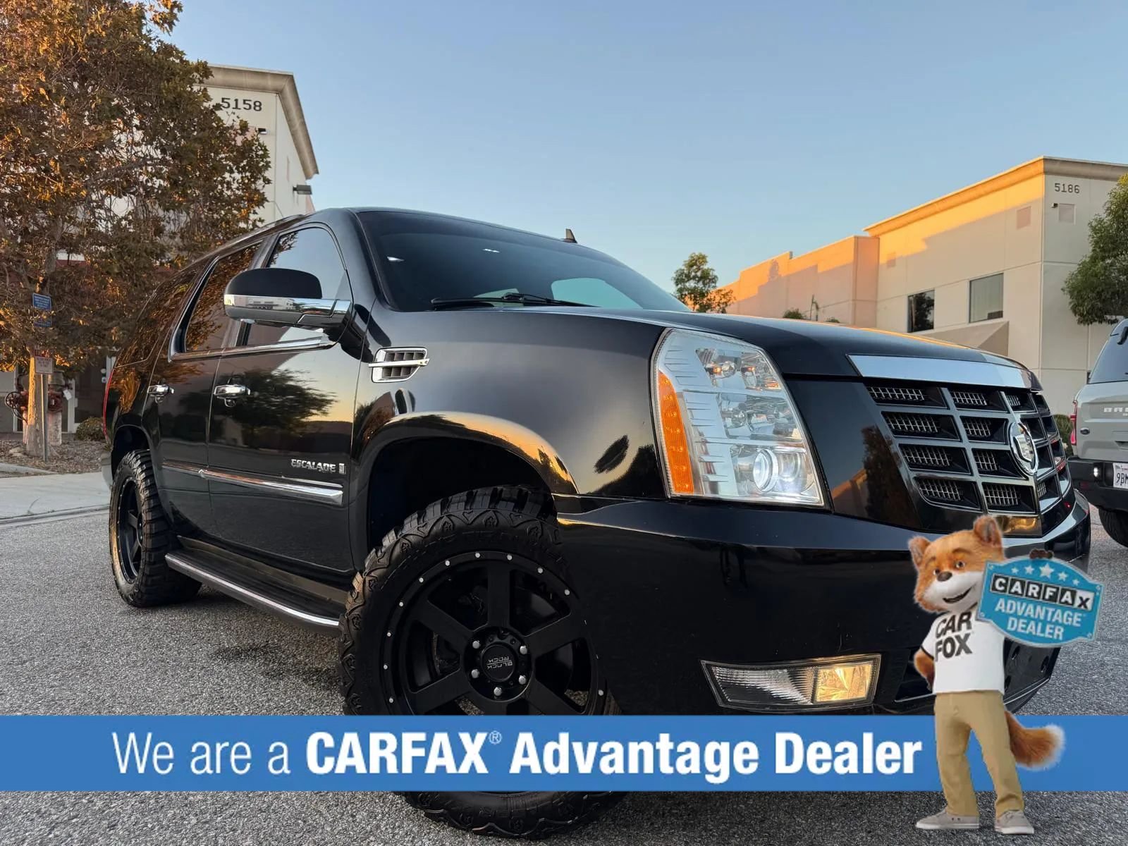 Used 2009 Cadillac Escalade 2WD image 1