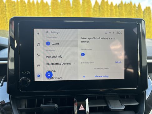 Used 2025 Toyota Corolla LE image 26