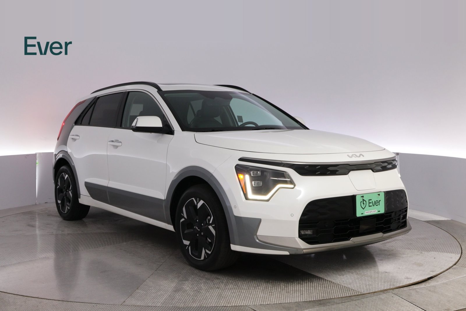 Used 2024 Kia Niro Wave w/ Wave Preserve Package FWD image 13