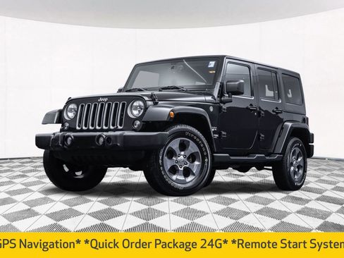 Used 2018 Jeep Wrangler Unlimited Sahara image 2