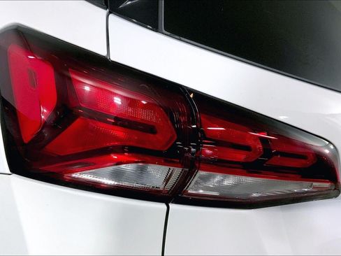 Used 2024 Chevrolet Equinox LT AWD/4WD image 28