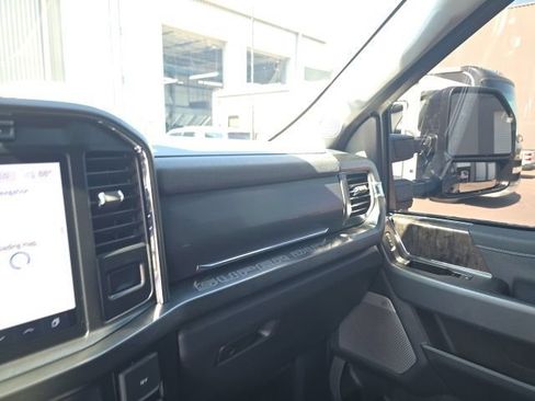 Used 2024 Ford F250 Lariat w/ Sport Appearance Package AWD/4WD image 13