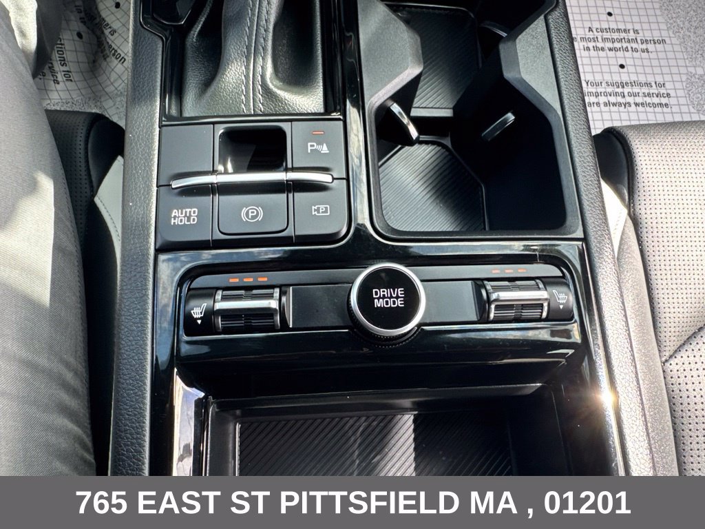 Used 2025 Kia K5 GT-Line w/ GT-Line Premium Package FWD image 13