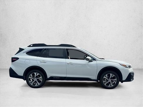 Used 2022 Subaru Outback Limited w/ Popular Package #2 AWD/4WD image 4
